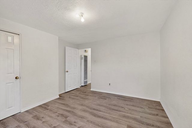 2909 Carlton Street NW, Albuquerque, NM 87107