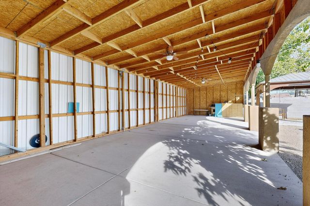 2909 Carlton Street NW, Albuquerque, NM 87107