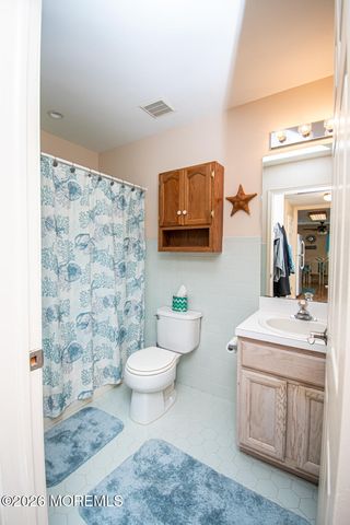 2382 Mount Hood Lane, Toms River, NJ 08753