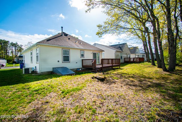 2382 Mount Hood Lane, Toms River, NJ 08753