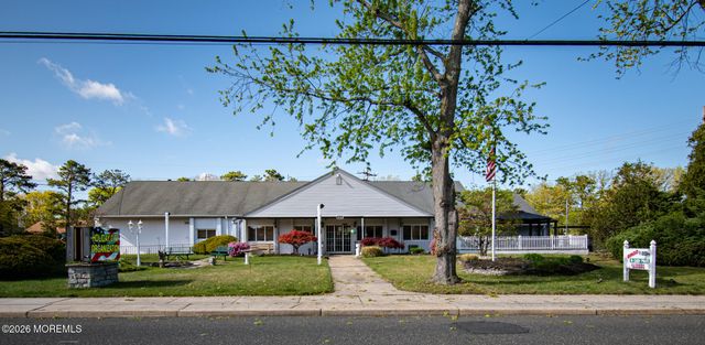 2382 Mount Hood Lane, Toms River, NJ 08753