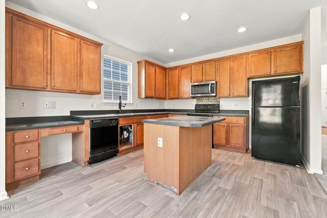 132 Jasper Point Drive, Holly Springs, NC 27540