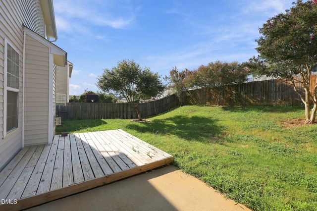 132 Jasper Point Drive, Holly Springs, NC 27540