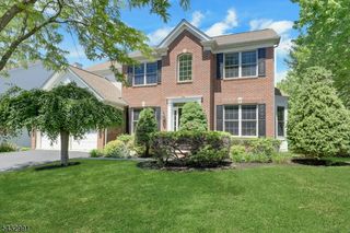 81 Lafayette Cir 81, Totowa Boro, NJ 07512