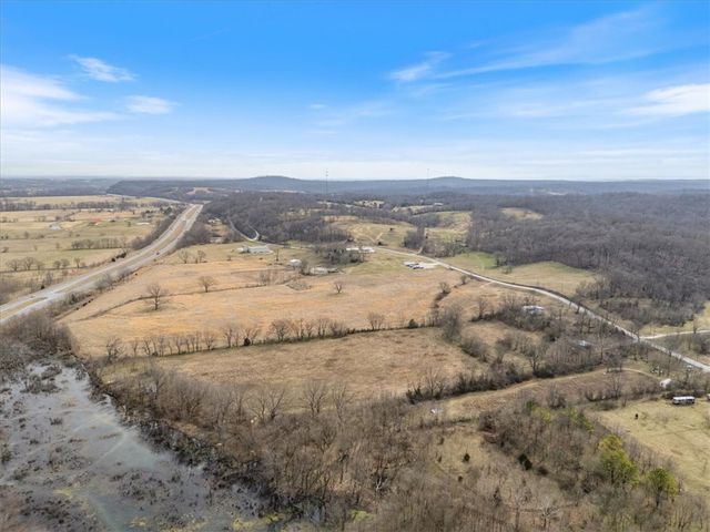 17604 Kincheloe Road, Siloam Springs, AR 72761