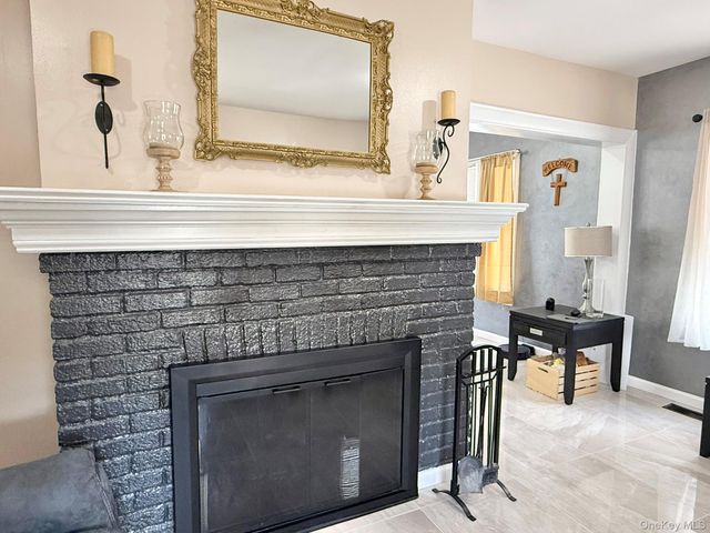 7 Bernhard Street, Hempstead, NY 11550