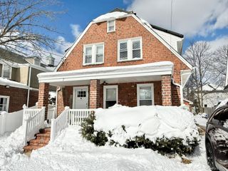 7 Bernhard Street, Hempstead, NY 11550