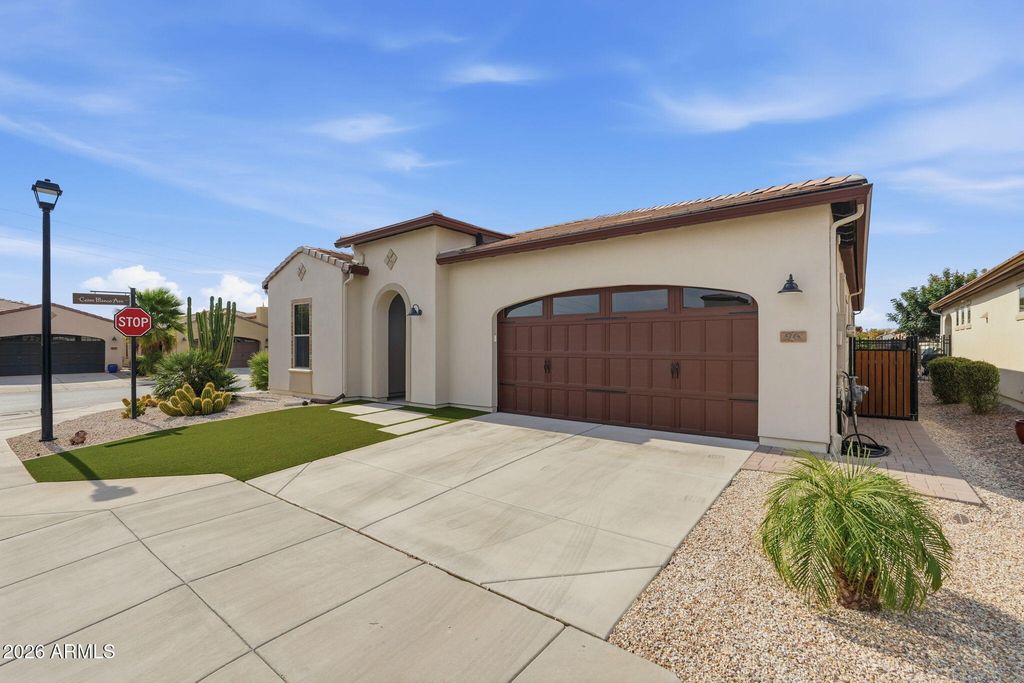 96 E ALCATARA Avenue, Queen Creek, AZ 85140 — exterior
