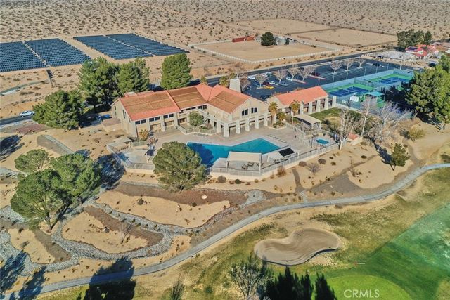 14817 Crofton Lane, Helendale, CA 92342