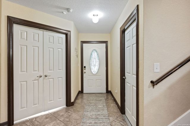 5934 Cielo Rnch, San Antonio, TX 78218