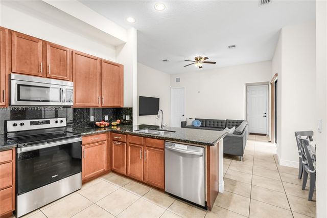 3700 NW 84th Way 0, Cooper City, FL 33024