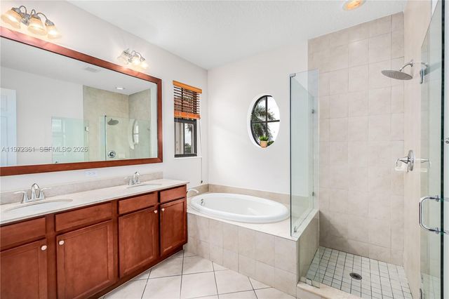 3700 NW 84th Way 0, Cooper City, FL 33024