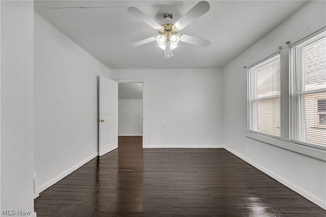 11806 Farringdon Avenue, Cleveland, OH 44105