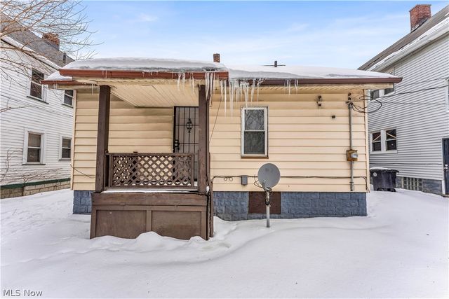 11806 Farringdon Avenue, Cleveland, OH 44105