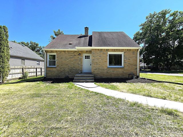 3215 W Oriole DRIVE, Milwaukee, WI 53209