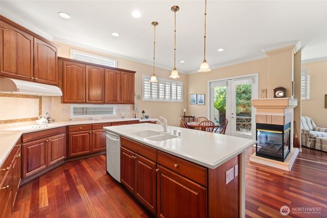 23001 NE 127th Way, Redmond, WA 98053