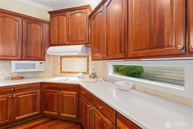 23001 NE 127th Way, Redmond, WA 98053