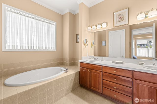 23001 NE 127th Way, Redmond, WA 98053