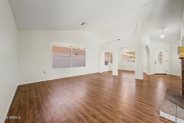 1311 W ELGIN Street, Chandler, AZ 85224