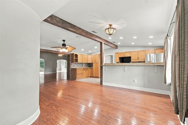 19531 DEER LAKE ROAD, Lutz, FL 33548