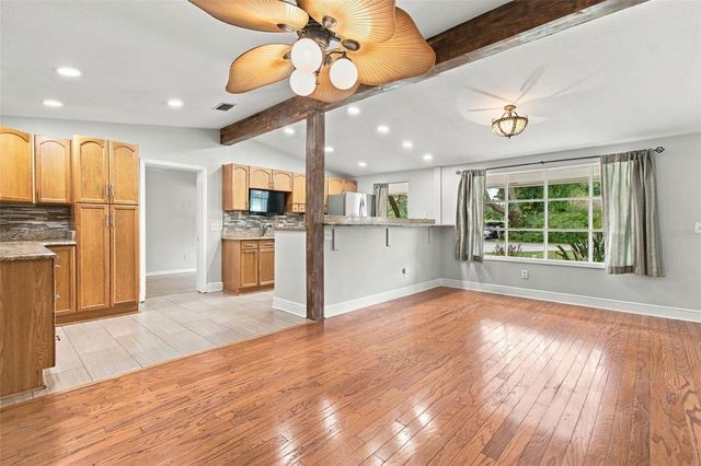 19531 DEER LAKE ROAD, Lutz, FL 33548