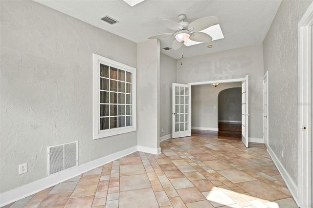 19531 DEER LAKE ROAD, Lutz, FL 33548