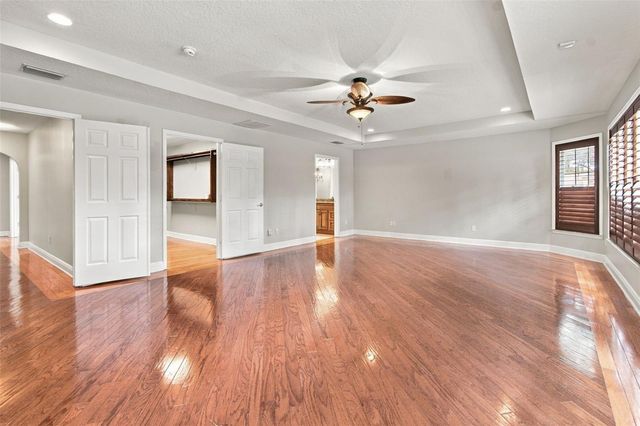 19531 DEER LAKE ROAD, Lutz, FL 33548