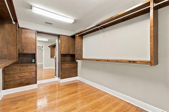 19531 DEER LAKE ROAD, Lutz, FL 33548