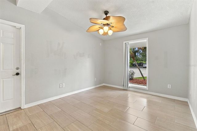 19531 DEER LAKE ROAD, Lutz, FL 33548