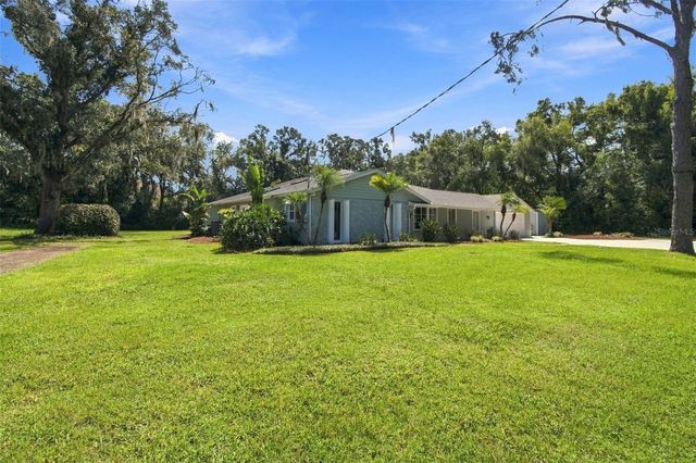 19531 DEER LAKE ROAD, Lutz, FL 33548