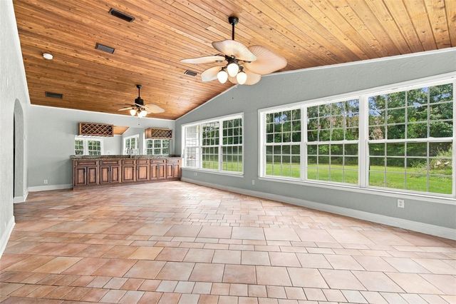19531 DEER LAKE ROAD, Lutz, FL 33548