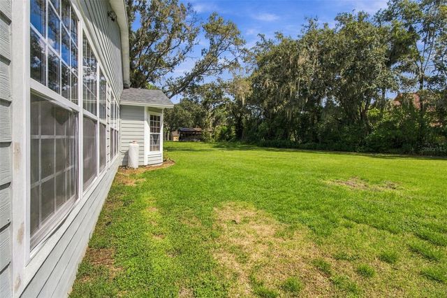 19531 DEER LAKE ROAD, Lutz, FL 33548