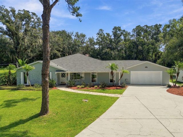 19531 DEER LAKE ROAD, Lutz, FL 33548