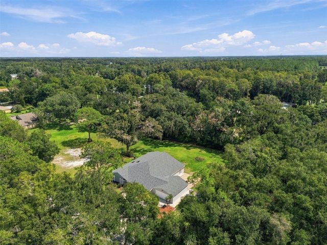 19531 DEER LAKE ROAD, Lutz, FL 33548