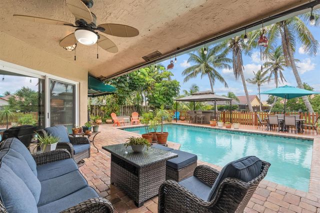 1491 NW 99TH Avenue, Plantation, FL 33322