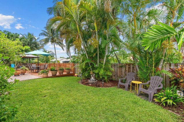 1491 NW 99TH Avenue, Plantation, FL 33322