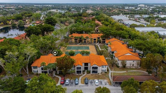 2202 ARBOUR WALK CIR # 2124, Naples, FL 34109