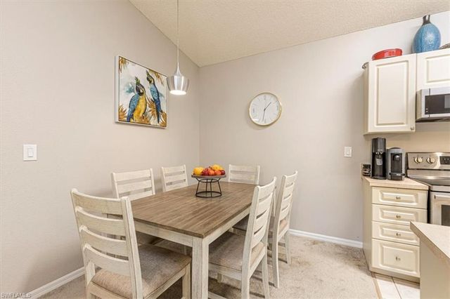 2202 ARBOUR WALK CIR # 2124, Naples, FL 34109