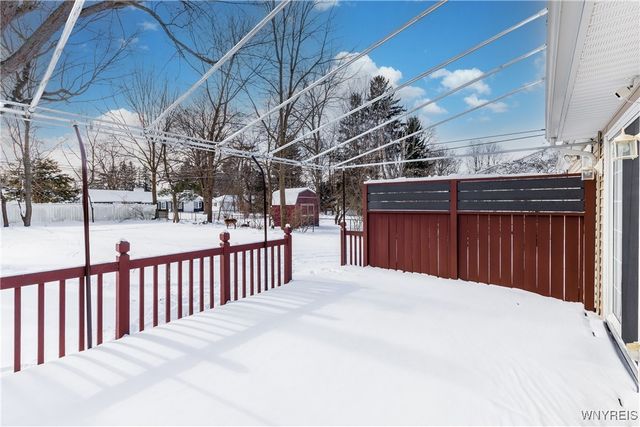 8385 Vernon Circle, Clarence, NY 14221