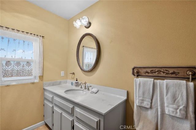 10079 W Lilac Road, Escondido, CA 92026