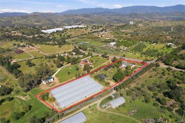 10079 W Lilac Road, Escondido, CA 92026