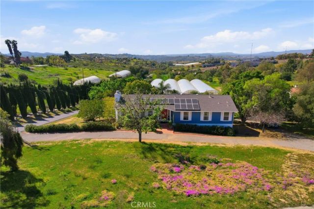 10079 W Lilac Road, Escondido, CA 92026