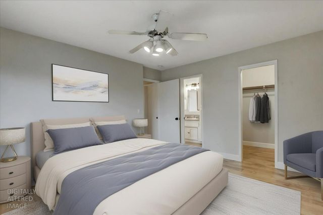 10885 Torrey Pines Dr, Auburn, CA 95602