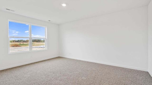 170 Cressmoor Boulevard, Hobart, IN 46342