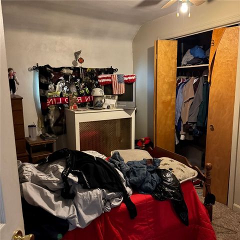 118 Mckean Ave, Donora, PA 15033