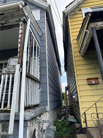 118 Mckean Ave, Donora, PA 15033