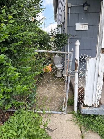 118 Mckean Ave, Donora, PA 15033