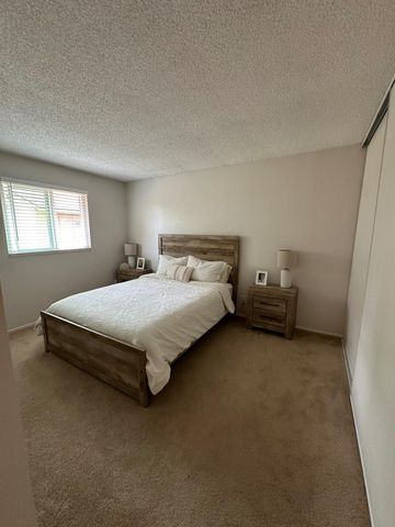 328 Northbank Ct #32, Stockton, CA 95207