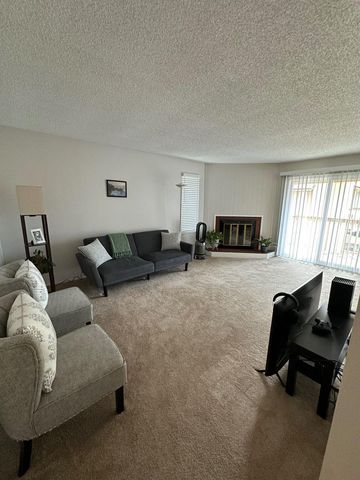 328 Northbank Ct #32, Stockton, CA 95207