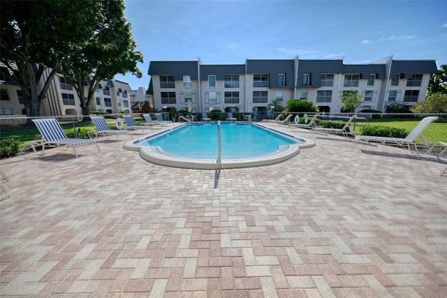 8681 BARDMOOR BOULEVARD 208C, Seminole, FL 33777